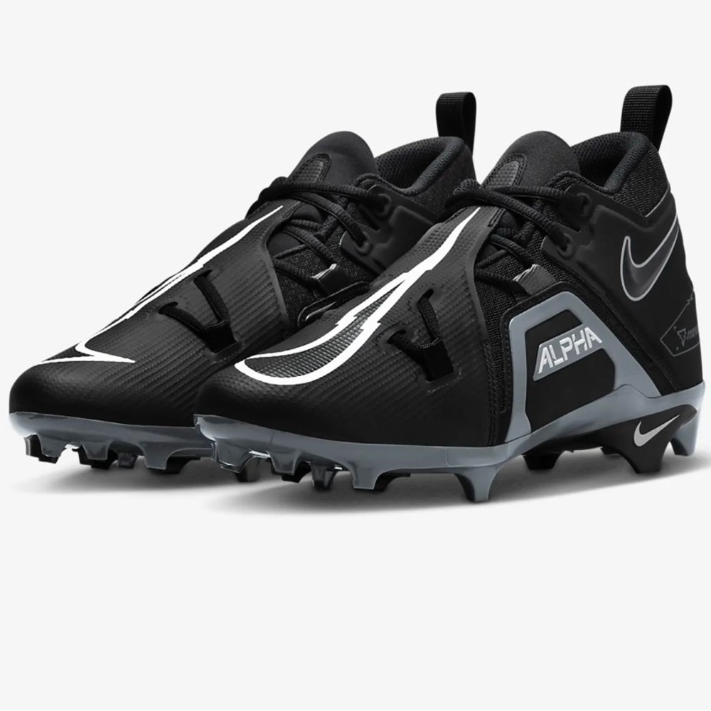 Nike Alpha menace shark 3 football cleats